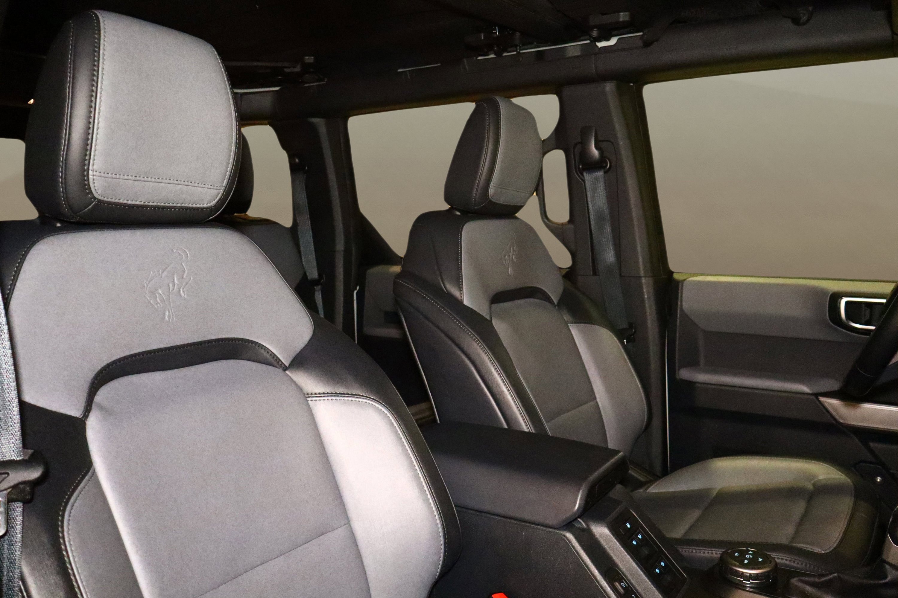 Used 2023 Ford Bronco Everglades image 20