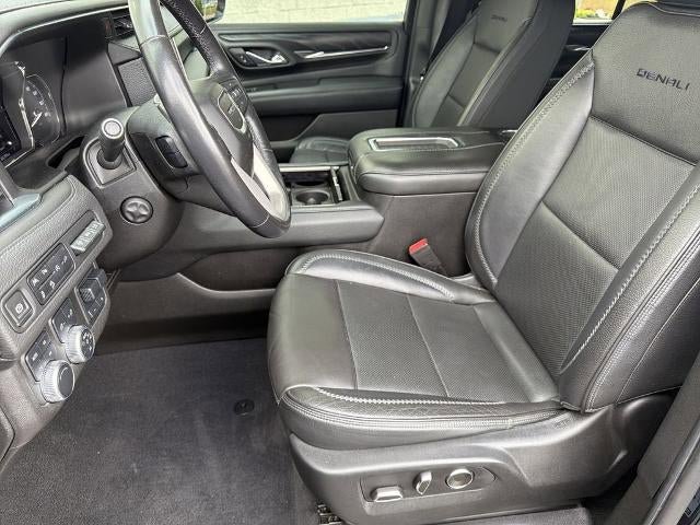 Used 2021 GMC Yukon Denali w/ Denali Premium Package AWD/4WD image 9