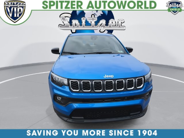 Used 2024 Jeep Compass Latitude AWD/4WD image 5