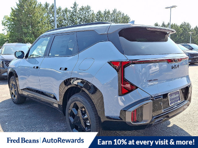 New 2027 Kia Seltos X-Line S w/ X-Line S Premium Package AWD/4WD image 3