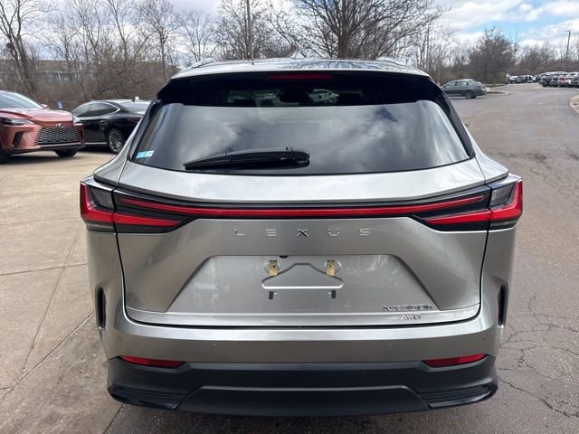 Used 2022 Lexus NX 350h AWD image 4