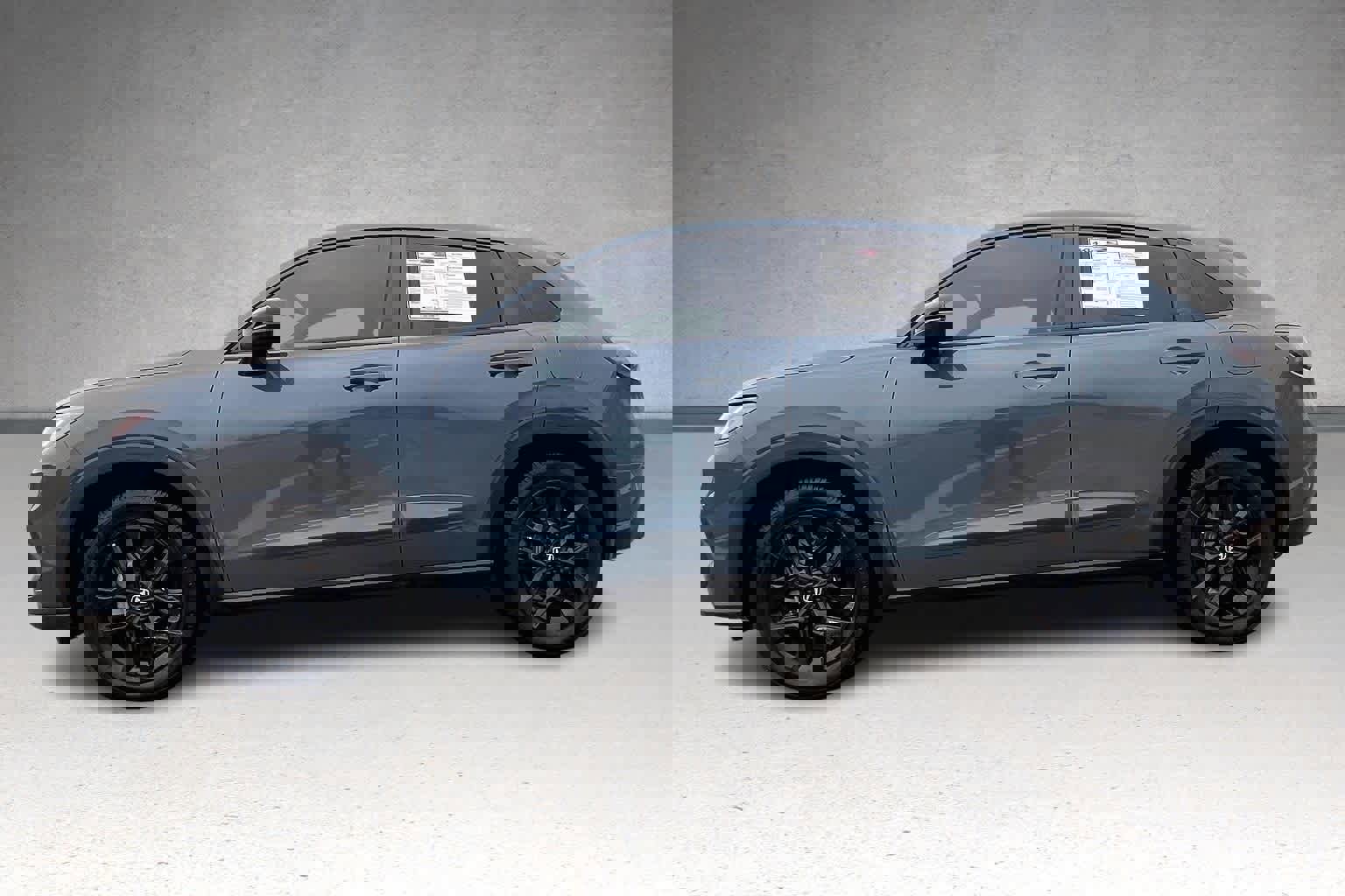 Used 2023 Honda HR-V Sport image 3