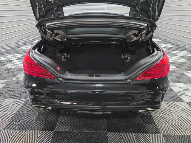 Used 2018 Mercedes-Benz SL 550 image 34