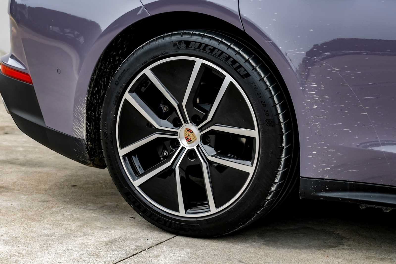 Used 2024 Porsche Panamera RWD image 53