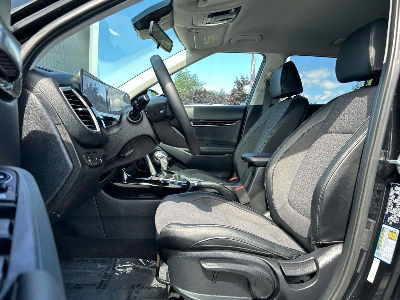 Used 2024 Kia Seltos S AWD/4WD image 15