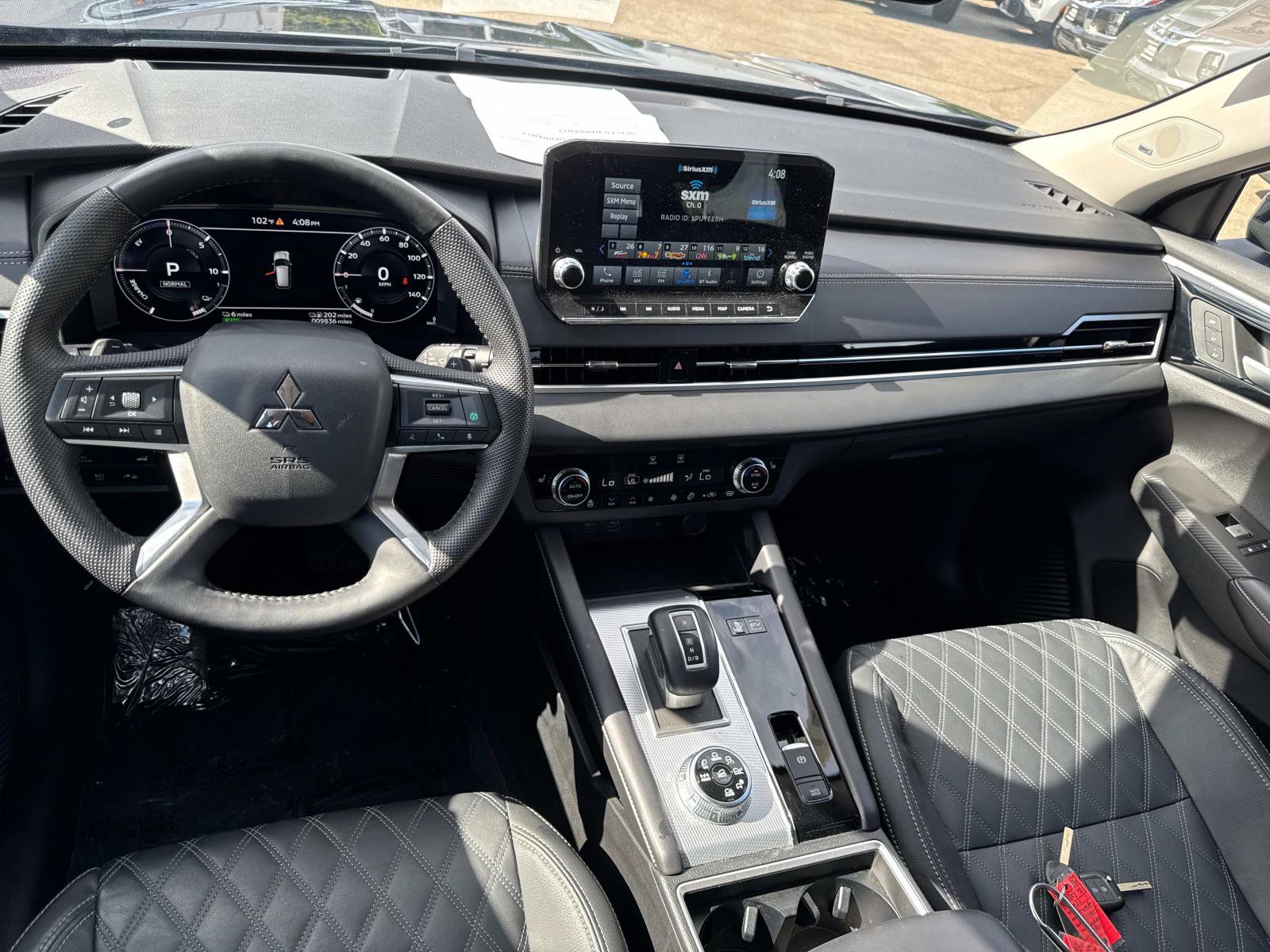 Used 2023 Mitsubishi Outlander SEL image 10