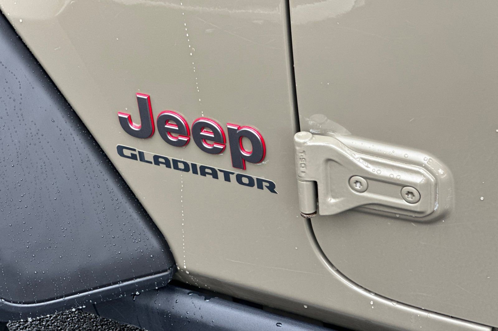 Used 2020 Jeep Gladiator Rubicon image 25