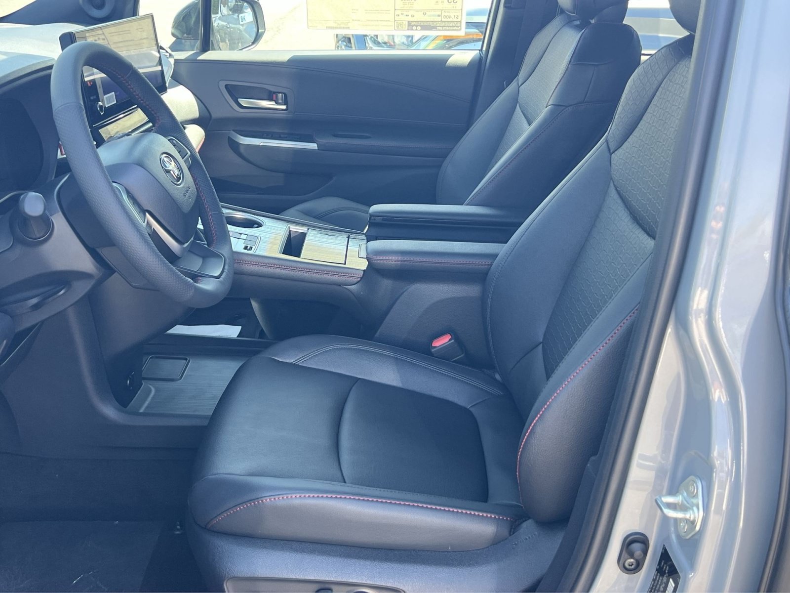 New 2026 Toyota Sienna XSE AWD/4WD image 7