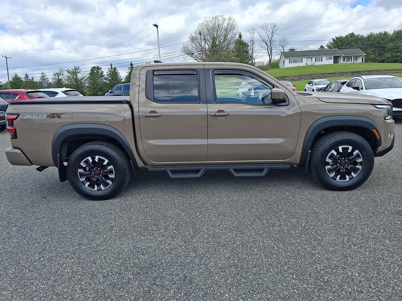 Used 2023 Nissan Frontier PRO-4X w/ Pro Convenience Package AWD/4WD image 7