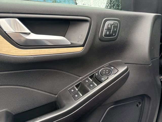 Used 2022 Ford Escape Titanium w/ Titanium Elite Package AWD/4WD image 26