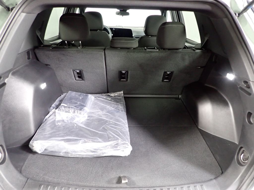 Used 2026 Chevrolet Equinox LT image 15