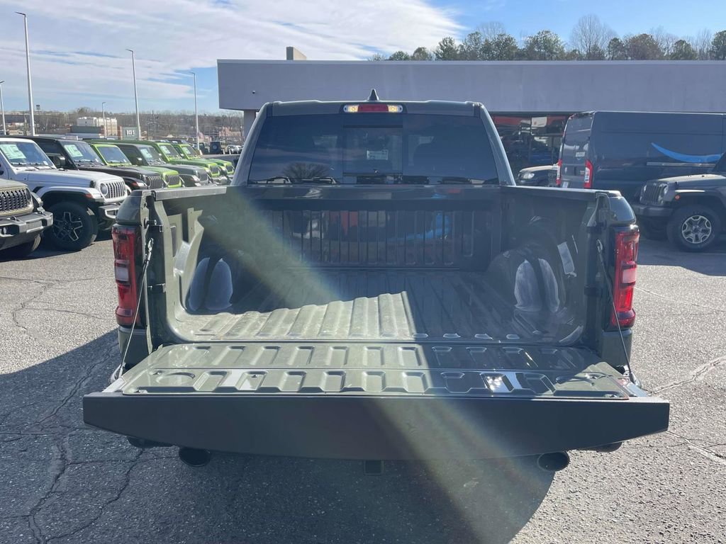New 2026 RAM 1500 Big Horn AWD/4WD image 37