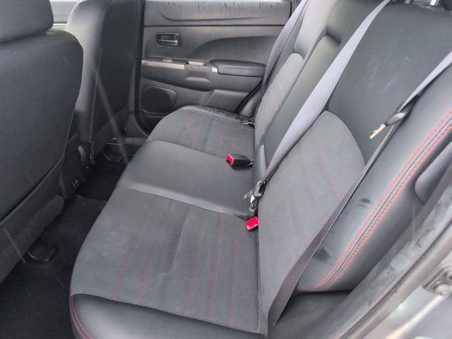 Used 2025 Mitsubishi Outlander Sport SE AWD/4WD image 27