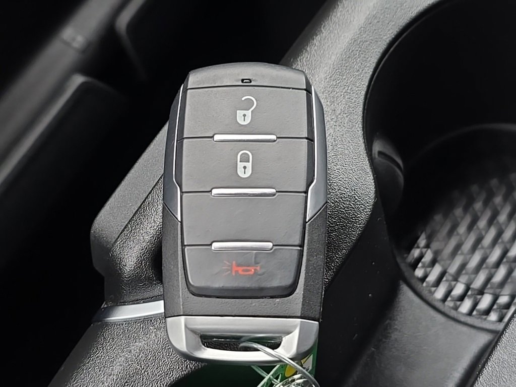 Used 2024 RAM 1500 Lone Star image 6