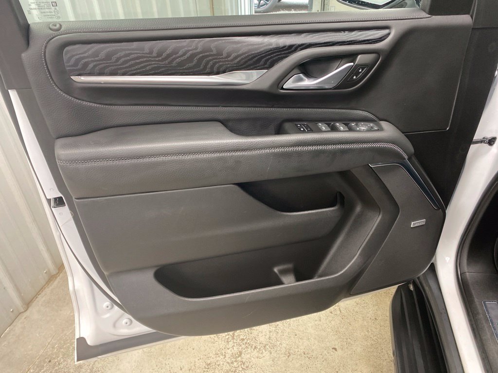 Certified 2022 GMC Yukon XL Denali AWD/4WD image 44