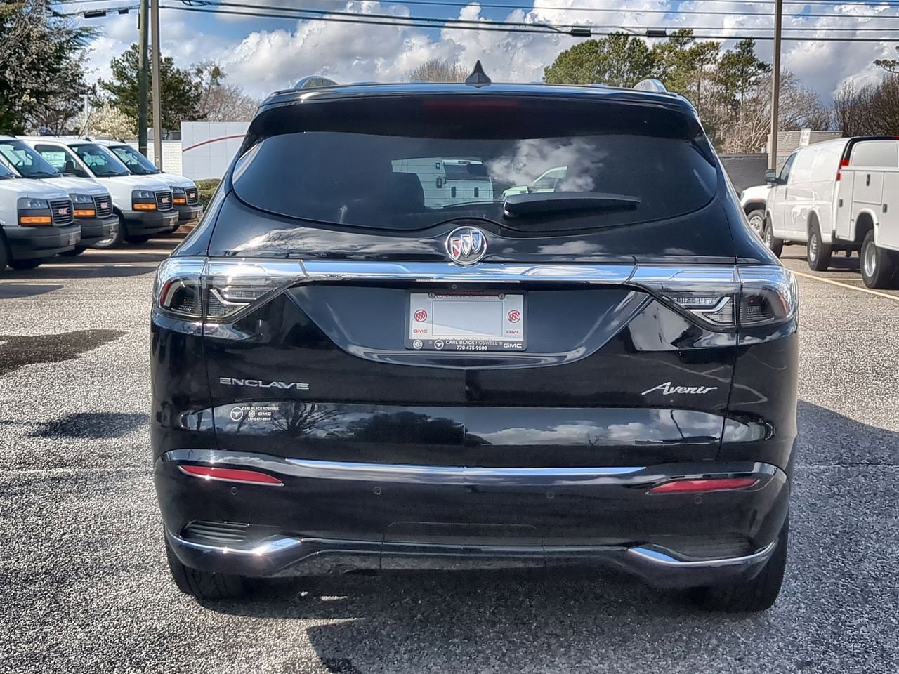 Used 2023 Buick Enclave Avenir w/ Avenir Technology Package image 7