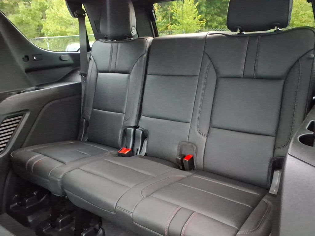 Certified 2022 Chevrolet Tahoe RST w/ Luxury Package AWD/4WD image 16