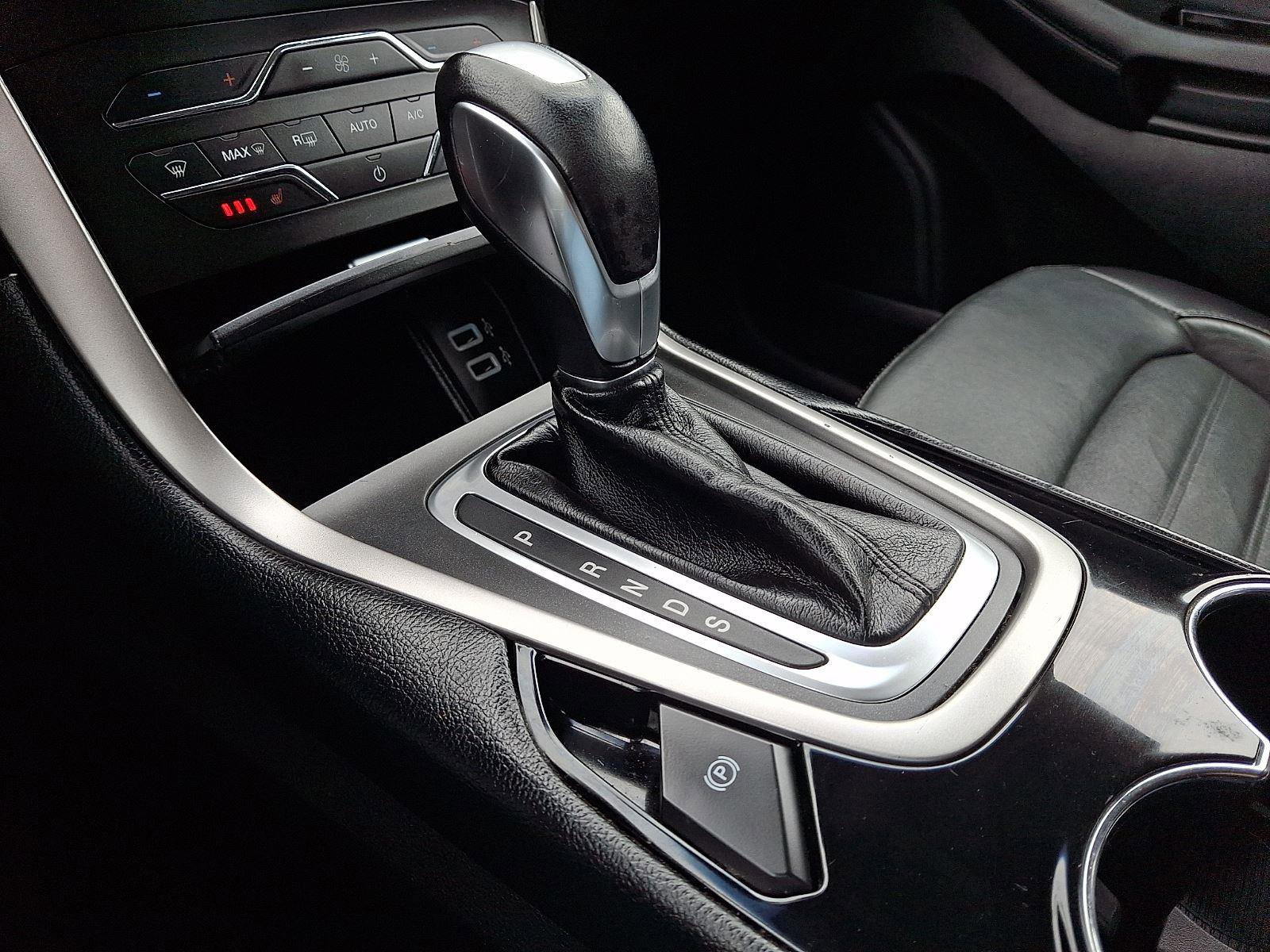 Used 2018 Ford Edge SEL w/ Equipment Group 201A image 14