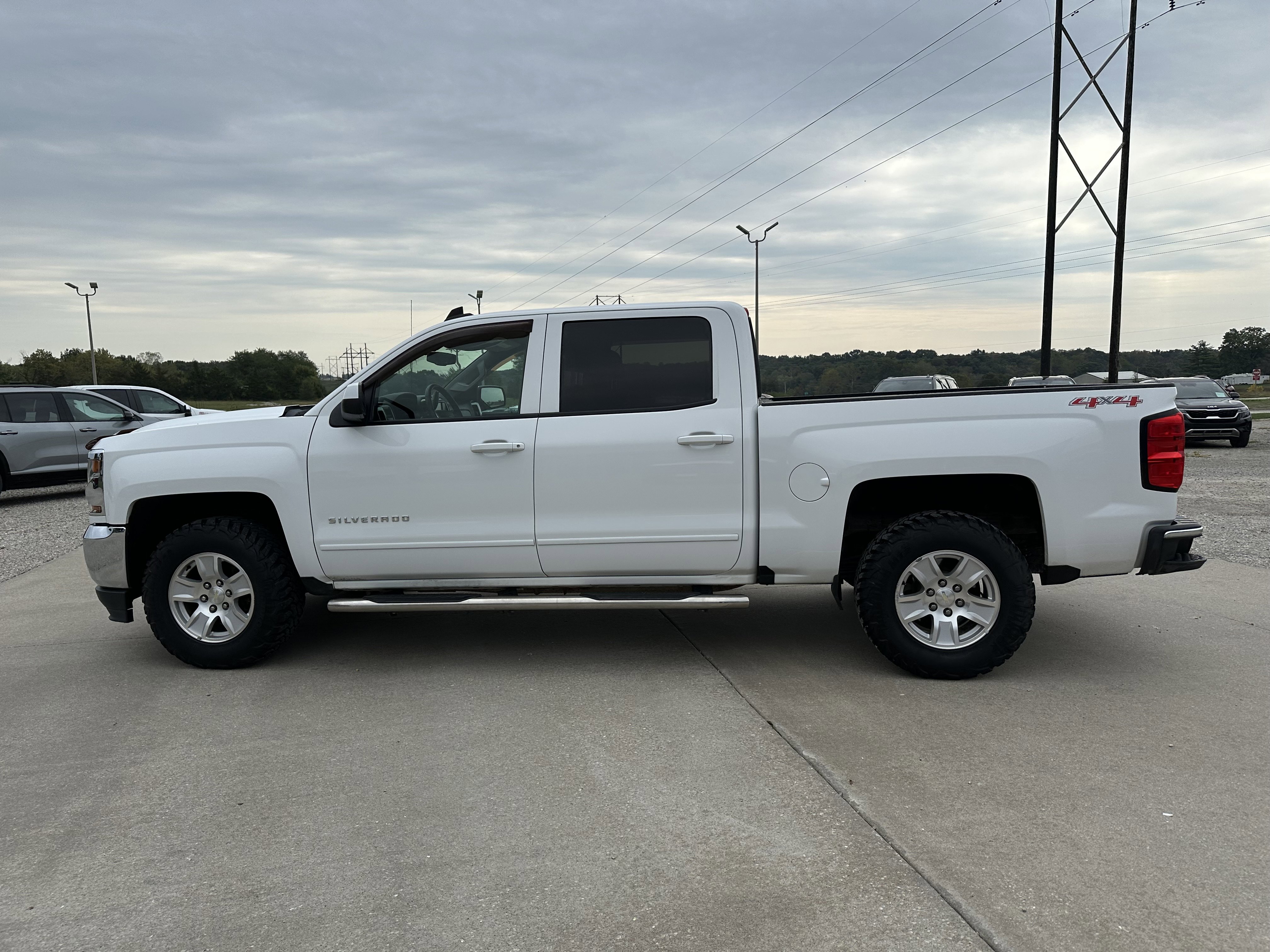 Used 2017 Chevrolet Silverado 1500 LT w/ All Star Edition image 6