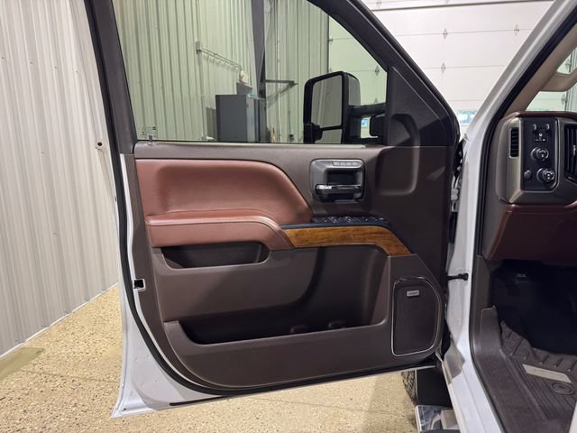 Used 2019 Chevrolet Silverado 3500 High Country w/ Duramax Plus Package AWD/4WD image 9
