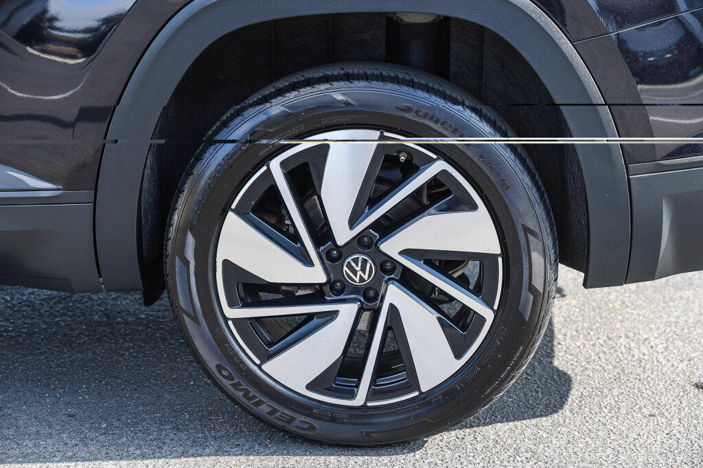 Used 2024 Volkswagen Atlas SE FWD image 31
