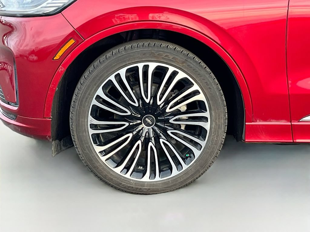 Used 2025 Lincoln Aviator Black Label AWD/4WD image 32