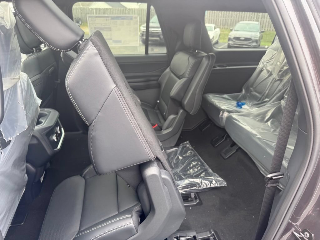 New 2027 Ford Expedition Max Platinum w/ Stealth Performance Package AWD/4WD image 35
