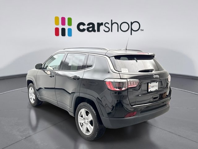 Used 2022 Jeep Compass Latitude image 3