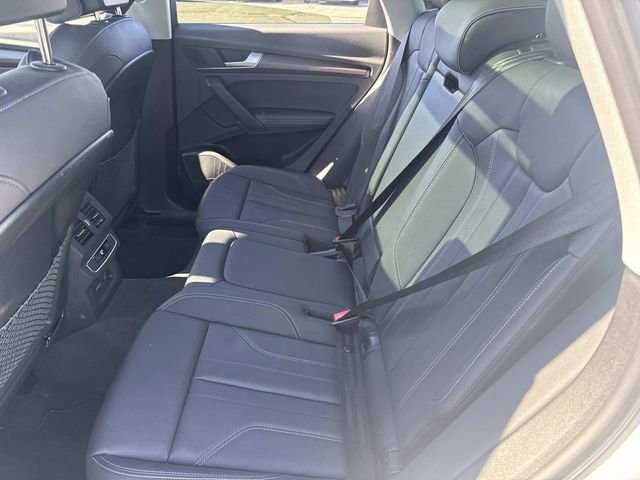 Used 2024 Audi Q5 2.0T Premium Plus image 16