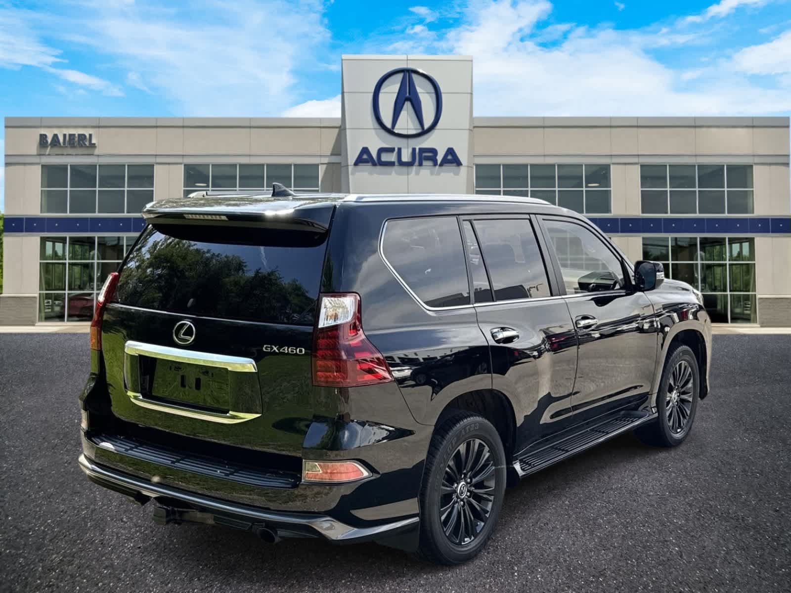 Used 2022 Lexus GX 460 Luxury w/ Sport Design Package AWD/4WD image 5