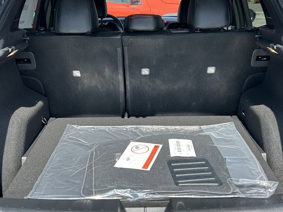 New 2026 Nissan Kicks SR image 15