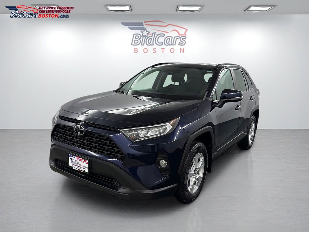 Used 2021 Toyota RAV4 XLE w/ Convenience Package AWD/4WD video 1