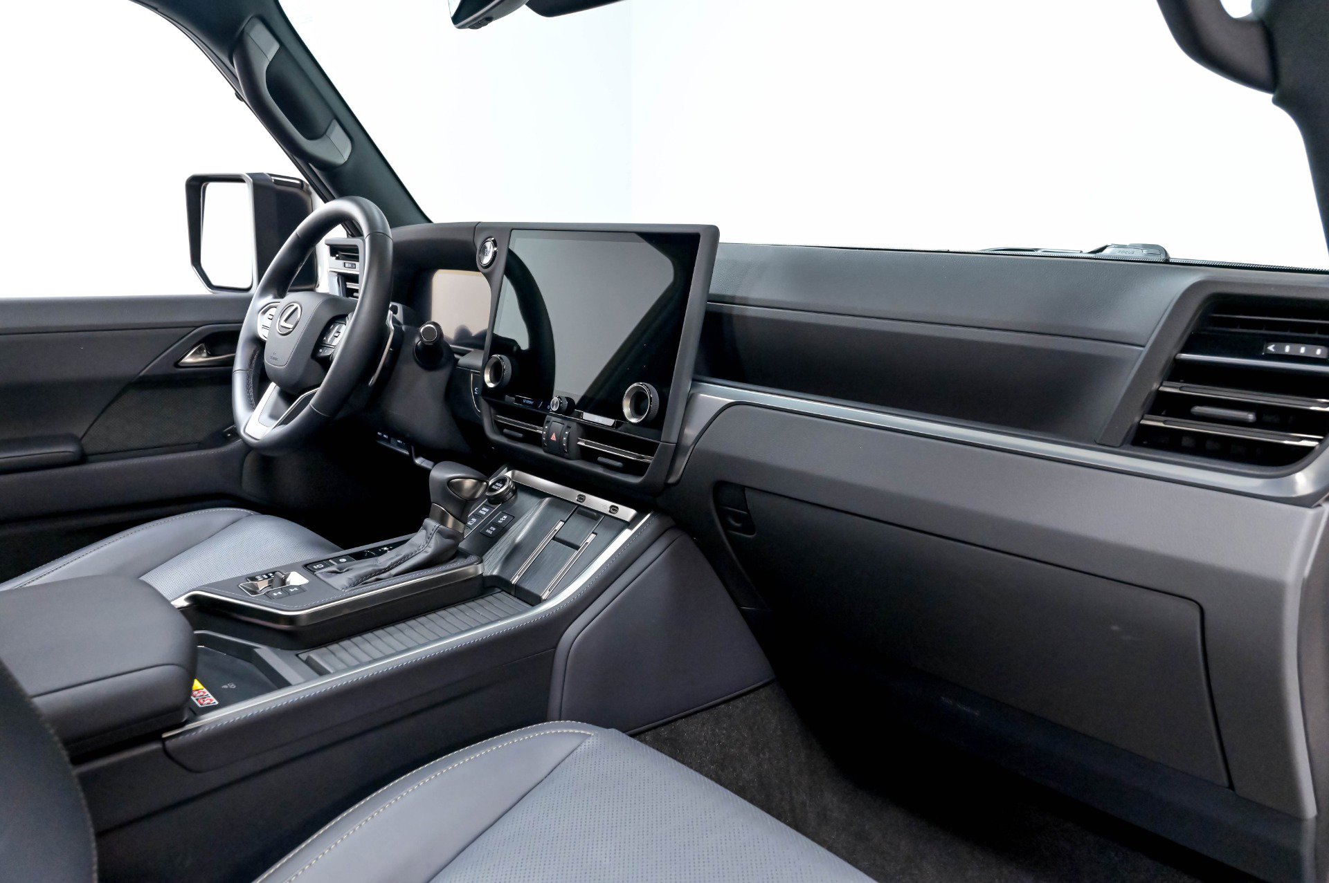 Used 2025 Lexus GX 550 AWD/4WD image 27