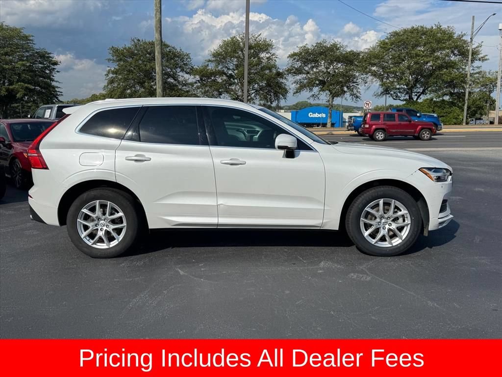Used 2021 Volvo XC60 T5 Momentum w/ Protection Package Premier FWD image 2