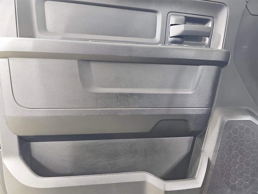 Used 2018 RAM 1500 Express w/ Express Value Package image 31