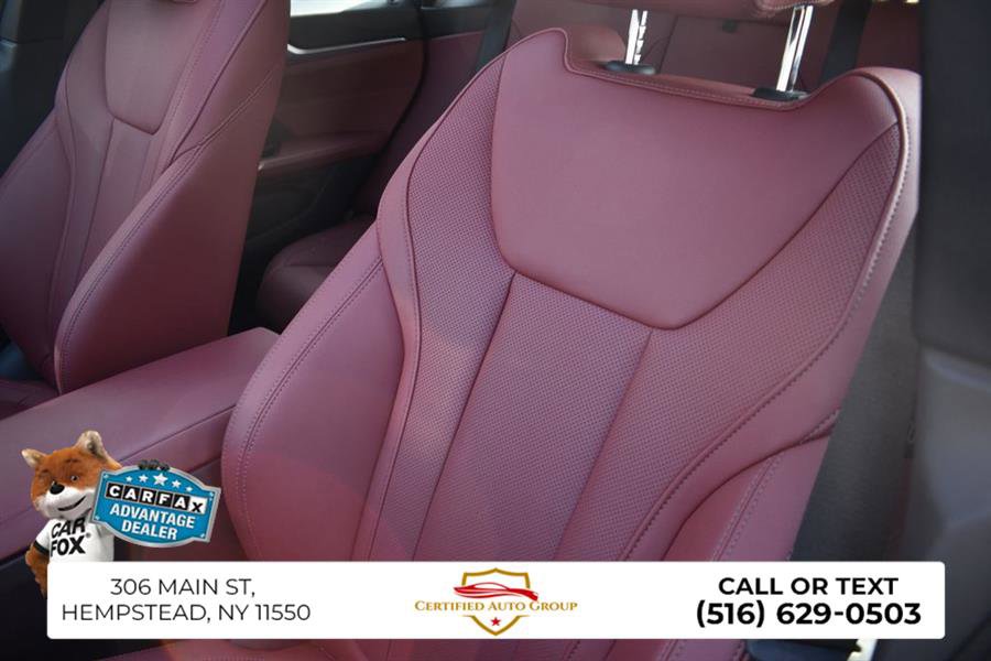 Used 2023 BMW i4 eDrive35 image 12