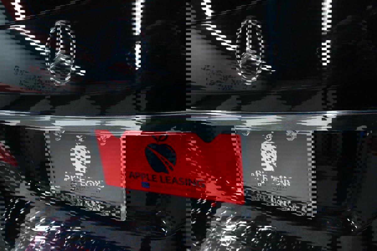 Used 2018 Mercedes-Benz GLE 350 4MATIC SUV w/ Premium 1 Package image 37