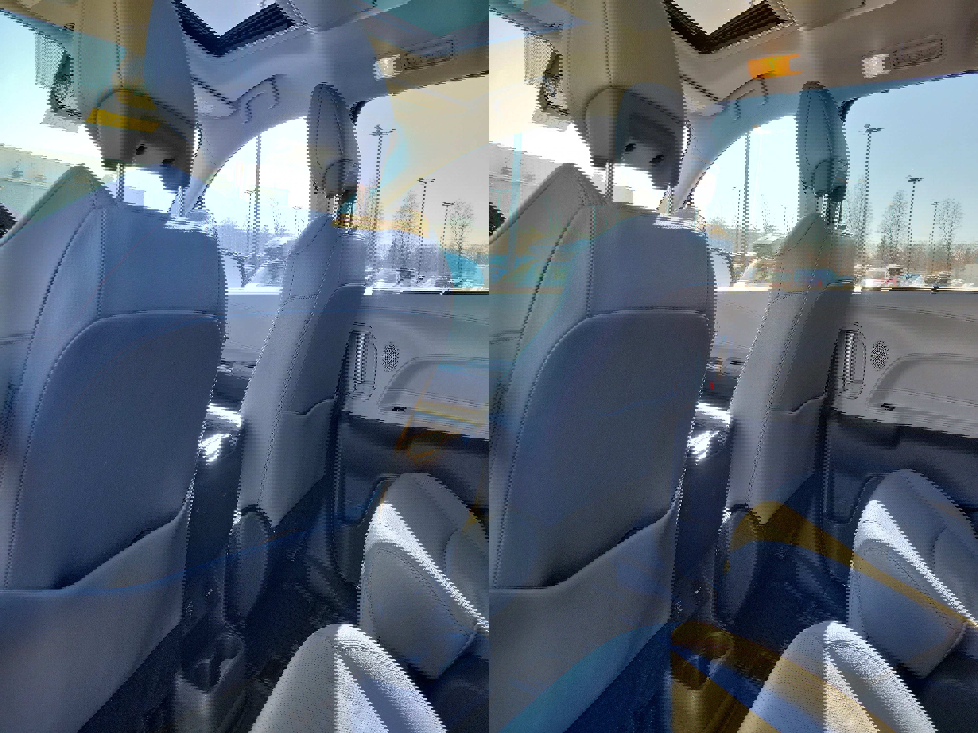 Used 2024 Toyota Sienna Limited image 13