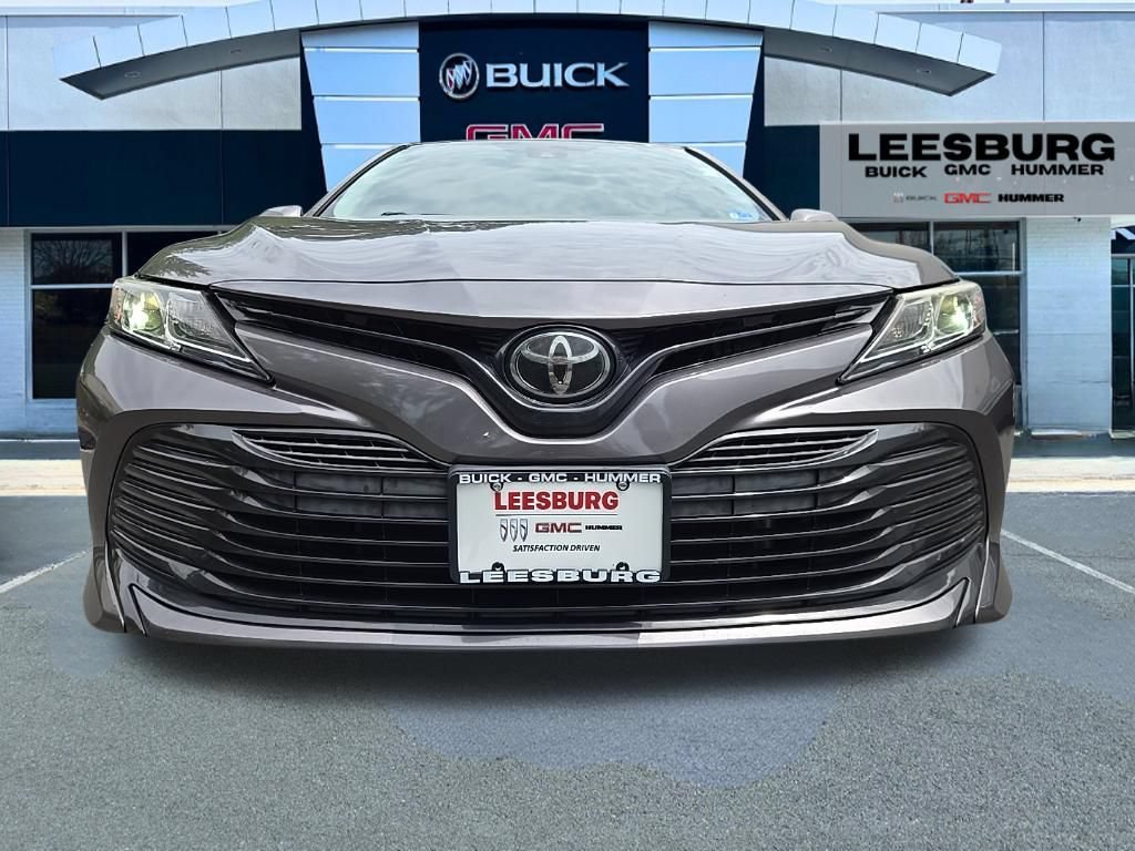 Used 2019 Toyota Camry LE FWD image 2
