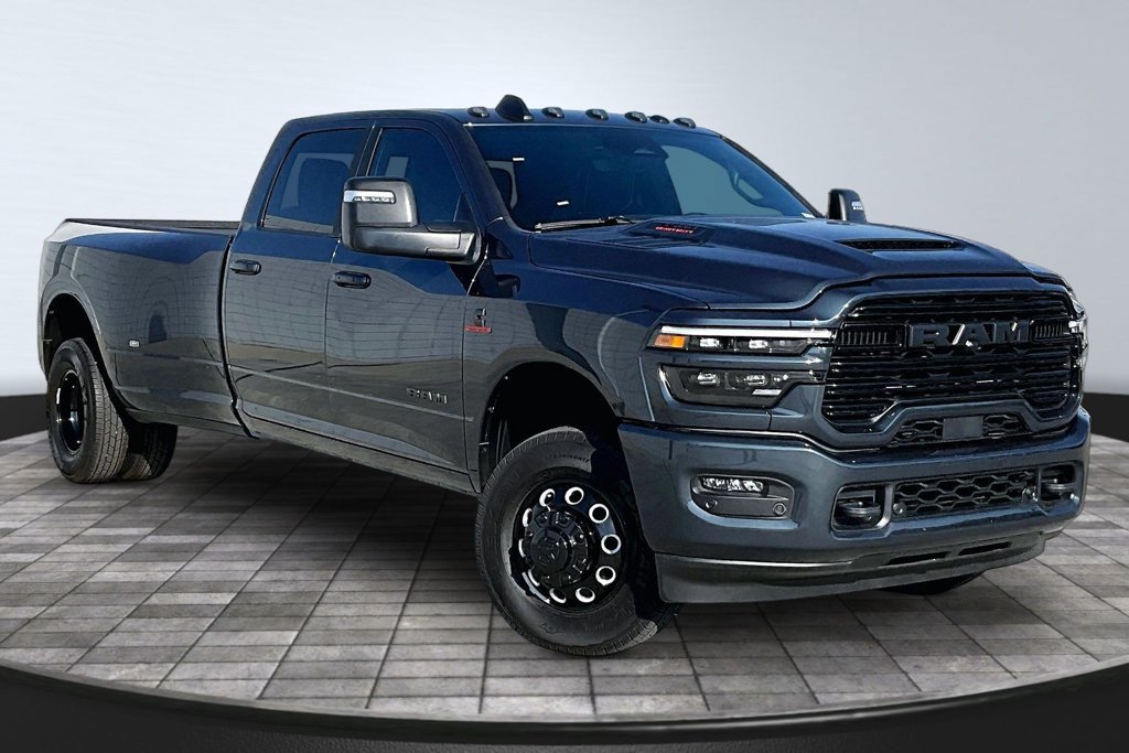 New 2026 RAM 3500 Laramie w/ Night Edition AWD/4WD image 38