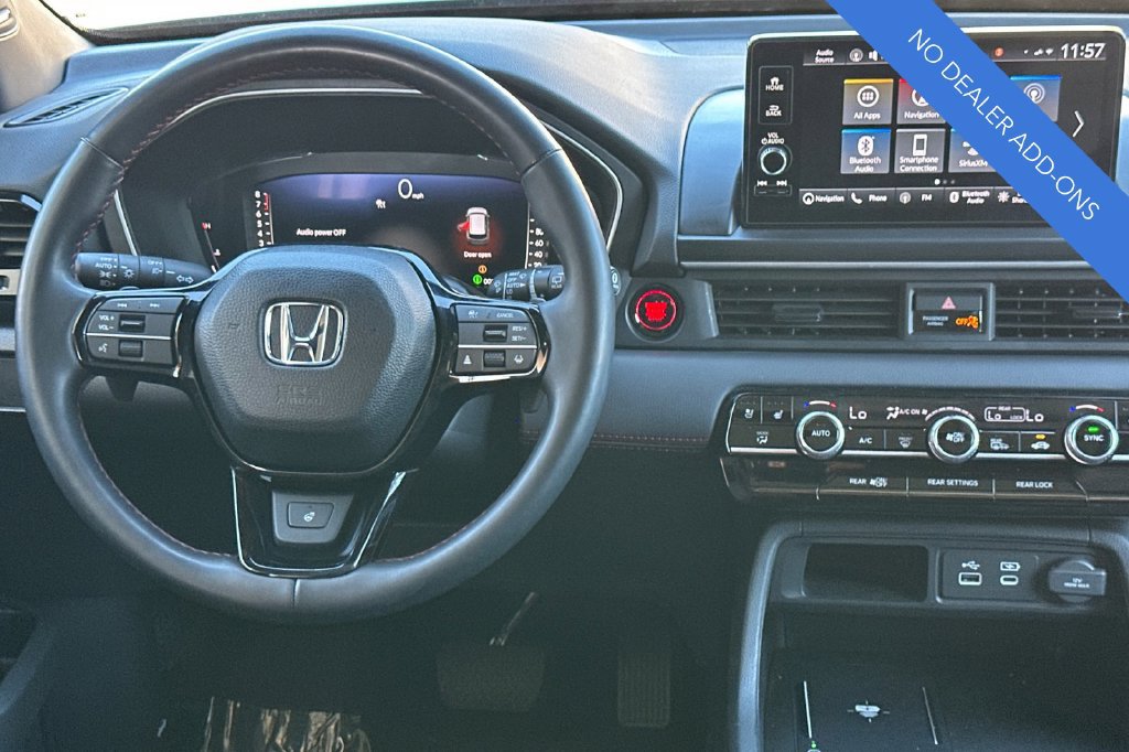 Certified 2025 Honda Pilot Black Edition image 15