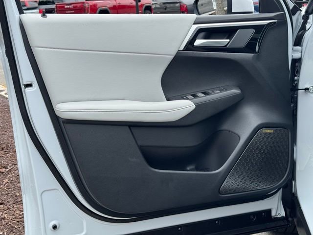 New 2025 Mitsubishi Outlander SE image 20