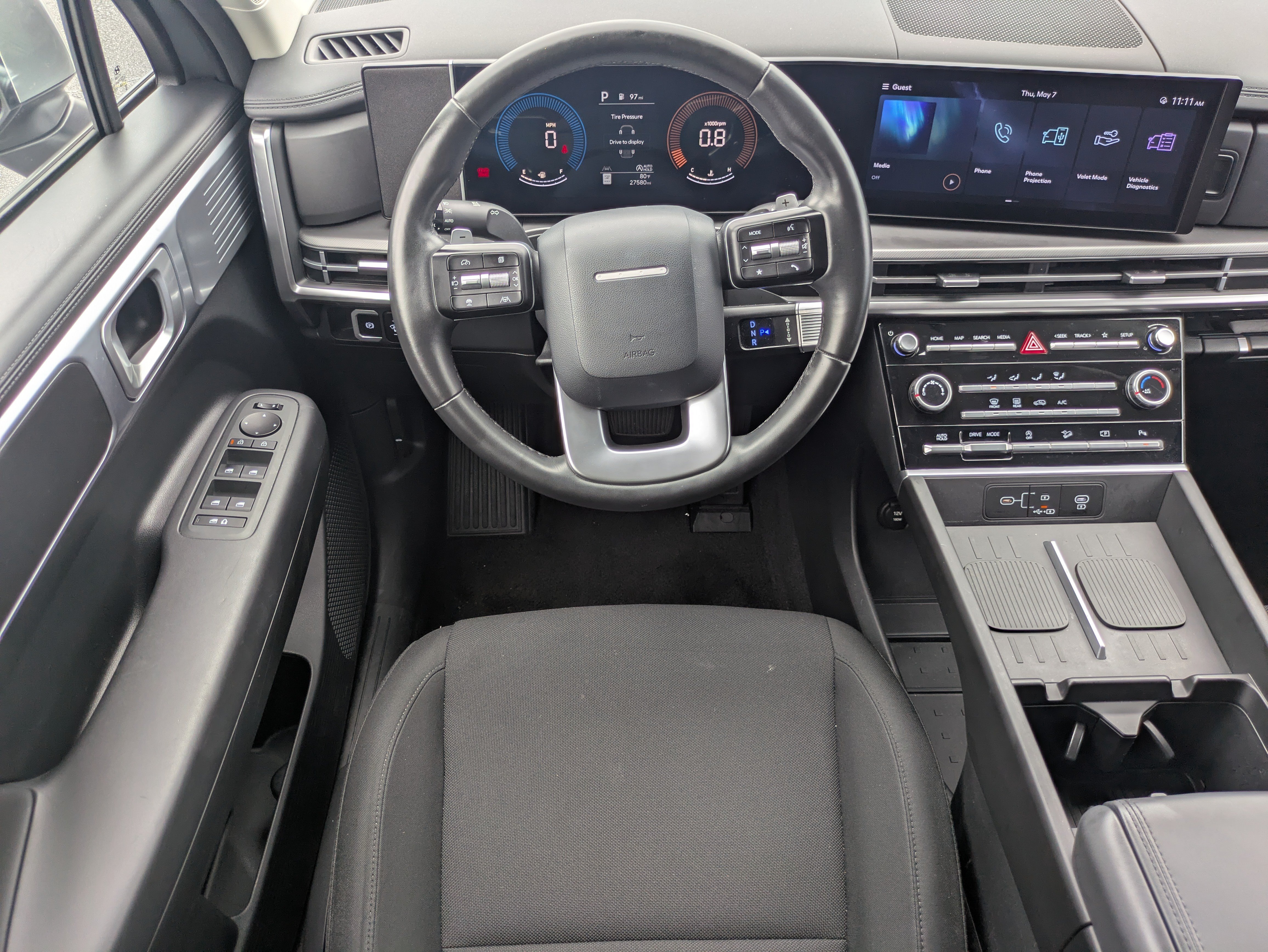 Used 2025 Hyundai Santa Fe SE FWD image 4