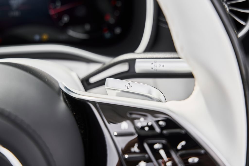 Used 2026 Mercedes-Benz Maybach SL 680 image 44