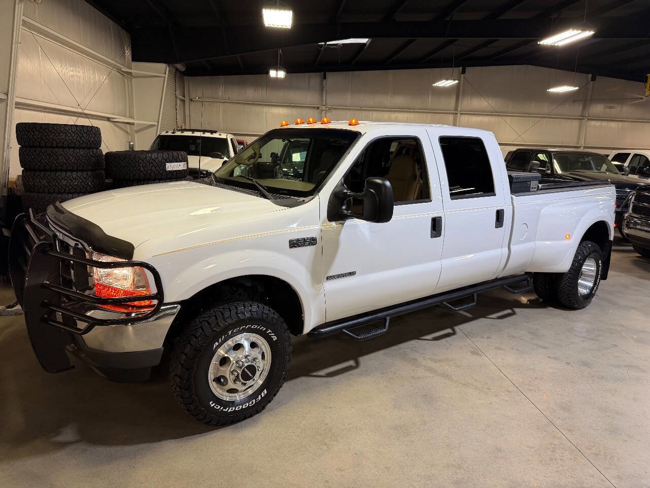 Used 2002 Ford F350 Lariat image 10