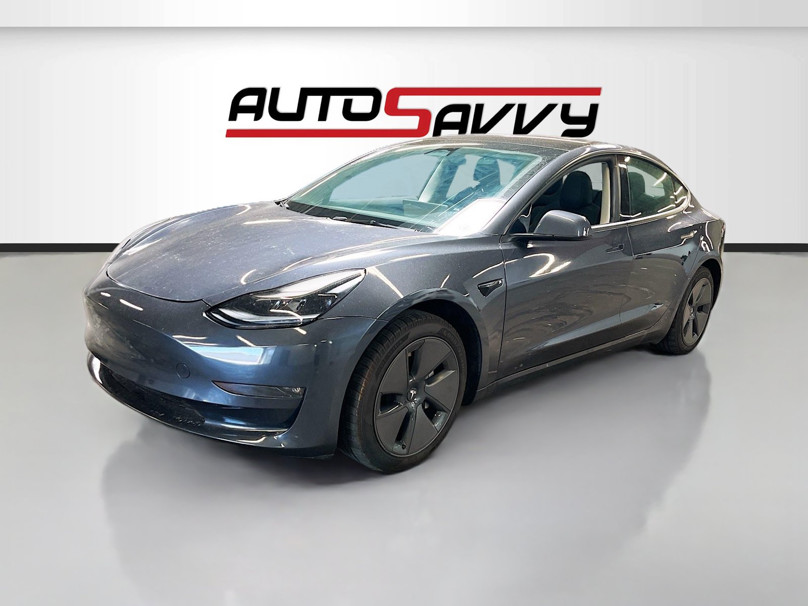 Used 2023 Tesla Model 3 Standard Range RWD image 3