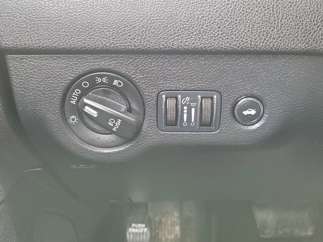 Used 2014 Chrysler 300 S image 16