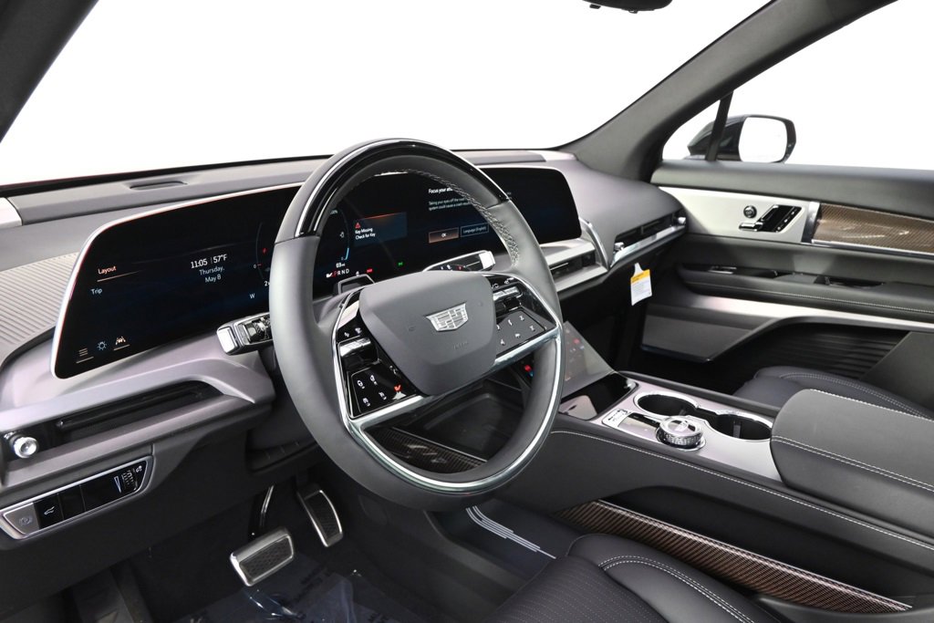 New 2026 Cadillac Vistiq Luxury w/ LPO, Floor Liner Package image 11