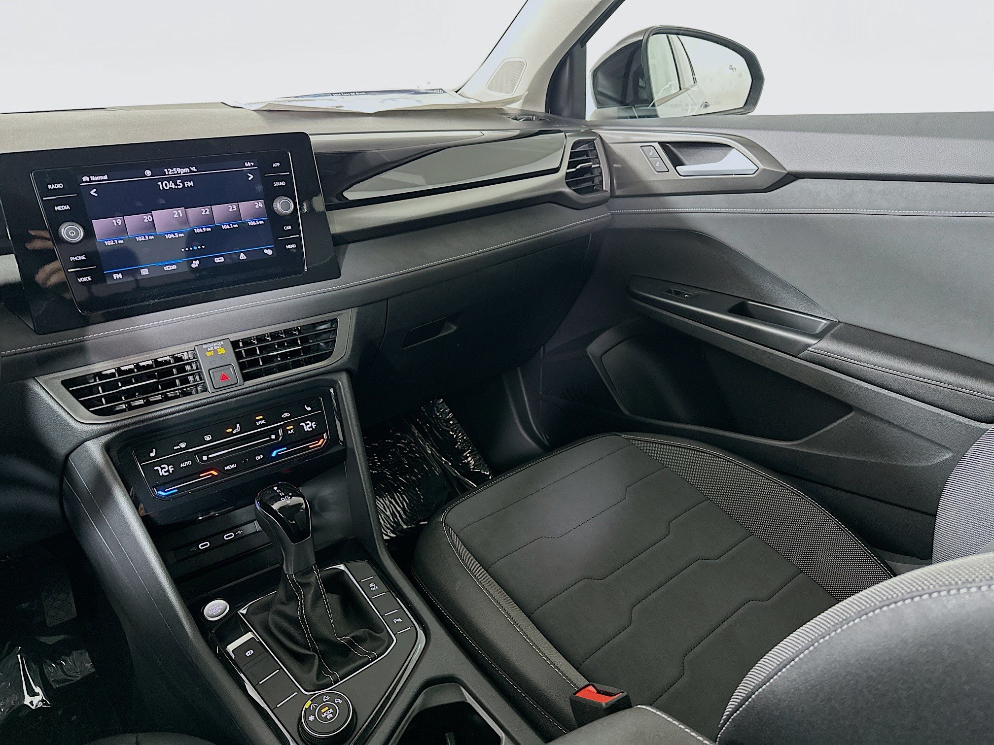 New 2026 Volkswagen Taos SE AWD/4WD image 22