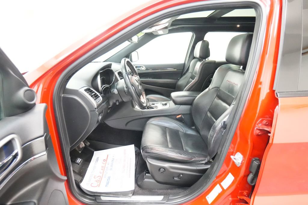 Used 2018 Jeep Grand Cherokee Trailhawk w/ Trailhawk Luxury Group image 16